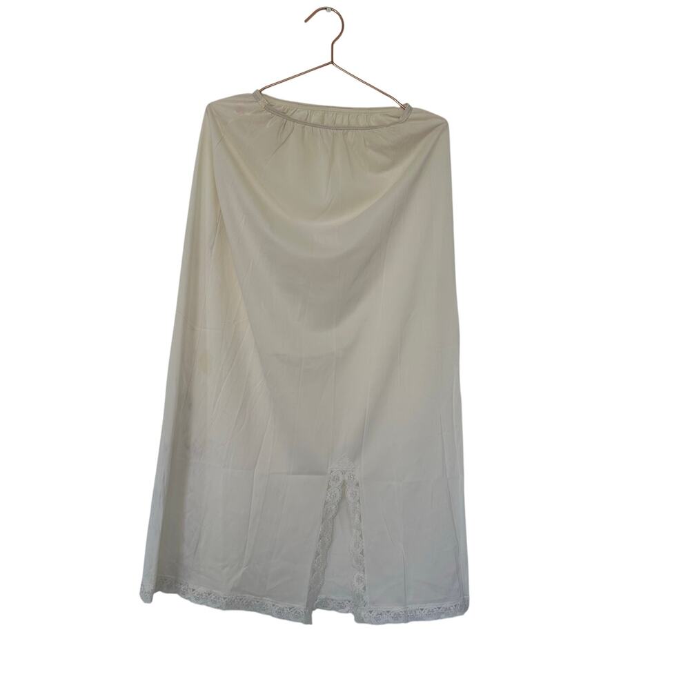 Vintage Lorraine midi slip with lace trim size small